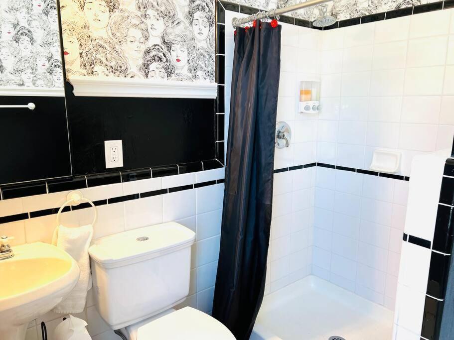דירות Modern Design Studio For Two Gaslamp District! Located In The Heart Of Downtown San Diego! מראה חיצוני תמונה